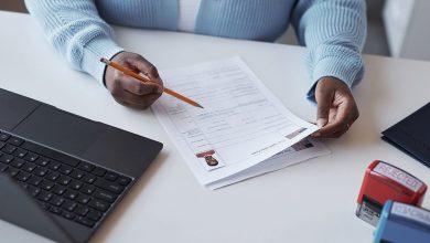 面試別等最後才談薪水!職涯專家揭提高錄取率「6大技巧」 4 在新鮮人求職市場競爭日益激烈的情況下,面試過程中,除了履歷之外,重要的是展現積極度與韌性。 (圖/123RF)