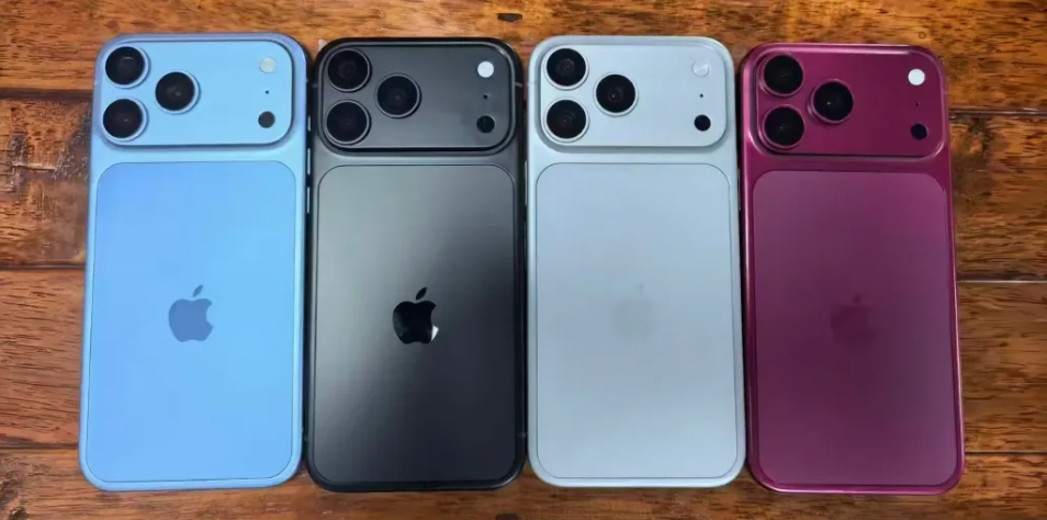 iPhone 18 Pro 新色陣容曝光!爆料稱蘋果將延續三色策略、全新銀灰色亮相 1 今年關於 iPhone 18 Pro 將推出多少種顏色,以及是否會有黑色,一直存在爭議。(圖/取自@SonnyDickson X)