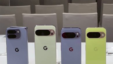 圖為Pixel 10系列。最新 Pixel 折疊螢幕手機預計外觀與 Pixel 10 Pro Fold 相似，但有機會更薄，折疊後厚度約 10.1 毫米，展開後厚度約為 4.8 毫米，這與傳聞中蘋果折疊屏 iPhone 的厚度相差不大。（資料圖／記者 孟圓琦攝）