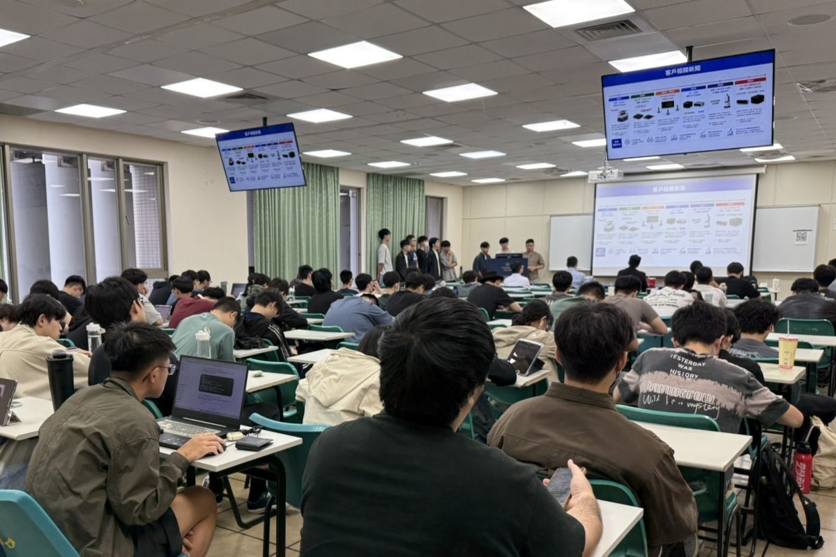 臺科大攜文曄科技合開半導體人工智慧商務應用課 10位業師輪番上陣 1 LINE ALBUM 「半導體人工智慧商務應用」特色課程 260727 1