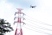 為提前布局相關專業人才，台電攜手老牌職校臺中市立大甲工業高級中等學校開辦產學合作專班，首度導入無人機應用課程。（圖／台電提供）