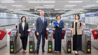 Visa 宣布與捷運合作，自 7 月 1 日起，民眾與來台旅客可持 Visa 信用卡、簽帳金融卡，或透過 Apple Pay 等行動支付工具感應進出台北捷運閘門。（圖／台灣 Visa提供）