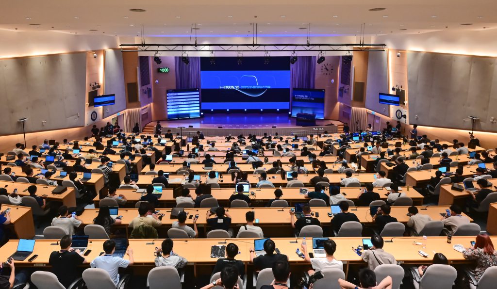 年度資安盛會 HITCON 2026 台灣駭客年會將以 「When AI Acts Hacking the Age of Agentic Systems」 為主題，聚焦 Agentic AI 所帶來的新型攻擊面、安全治理與系統設計挑戰
