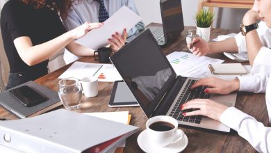 上班族、面試、履歷、職涯。 （圖／123RF）