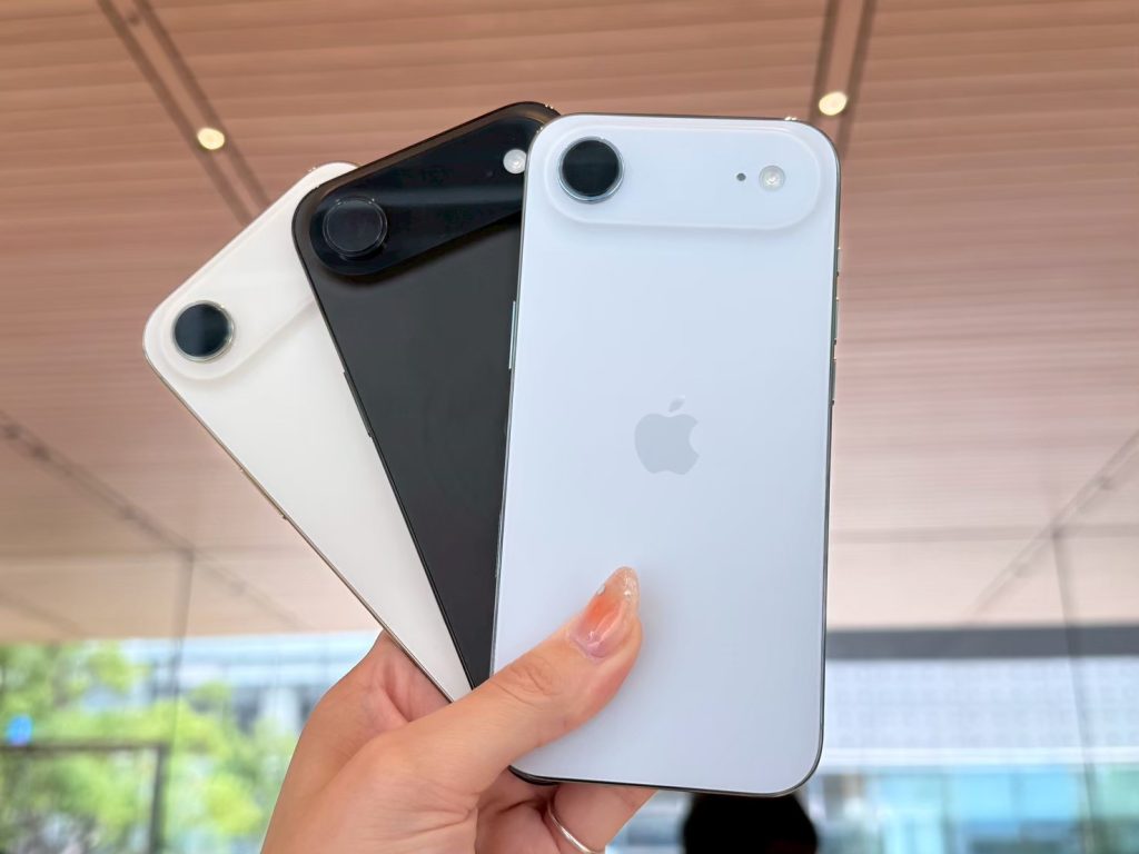 精選 10 Apple 以舊換新計劃可以將現有設備折價換購新設備,但蘋果在以舊換新計畫中對 iPhone Air 的二手市場價值低於同系列其他機型。(資料圖/記者 孟圓琦攝)