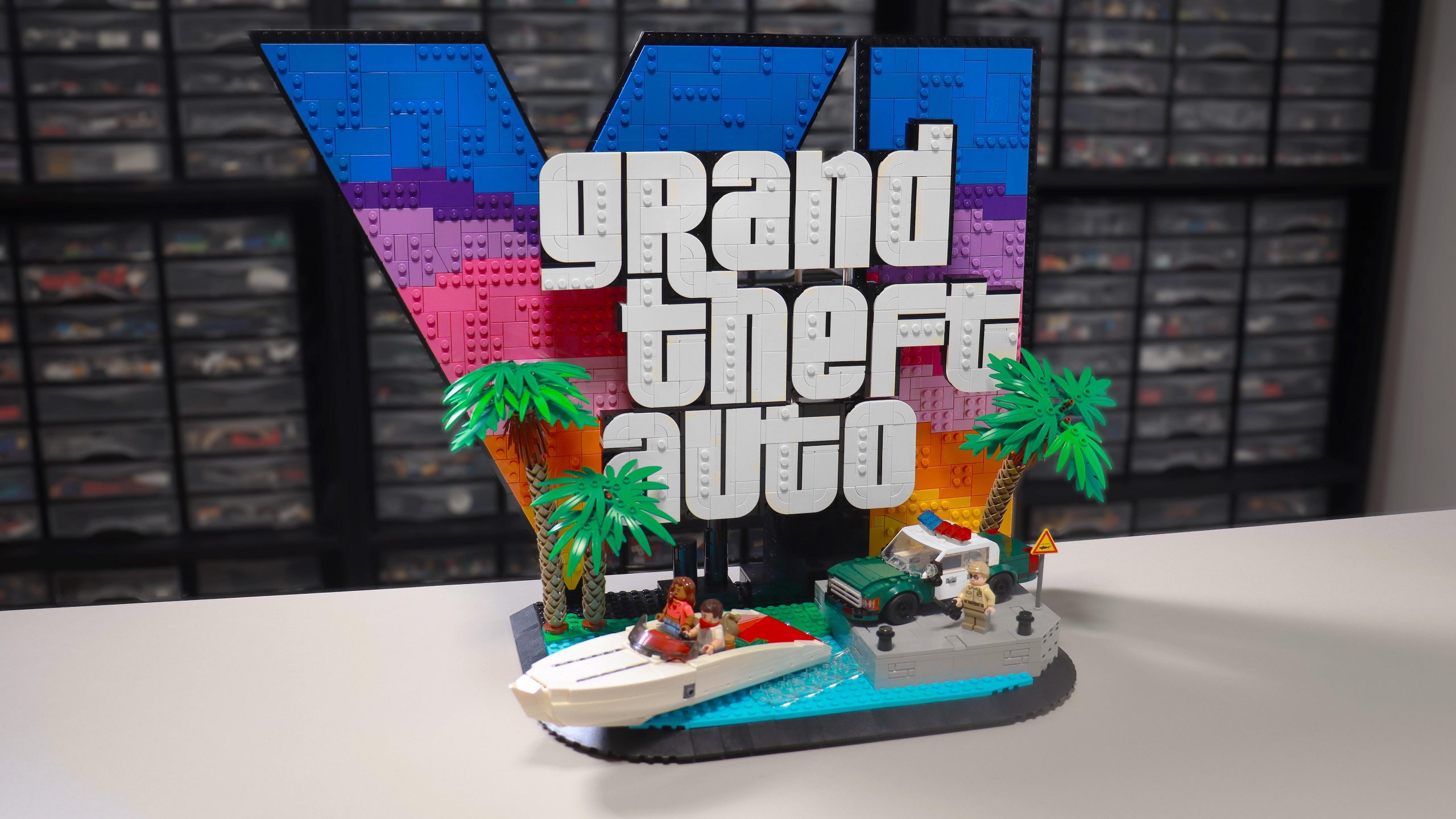 在樂高Reddit子版上,用戶hachiroku24分享了他用樂高積木搭建的GTA 6致敬作品。(圖/取自hachiroku24 reddit)