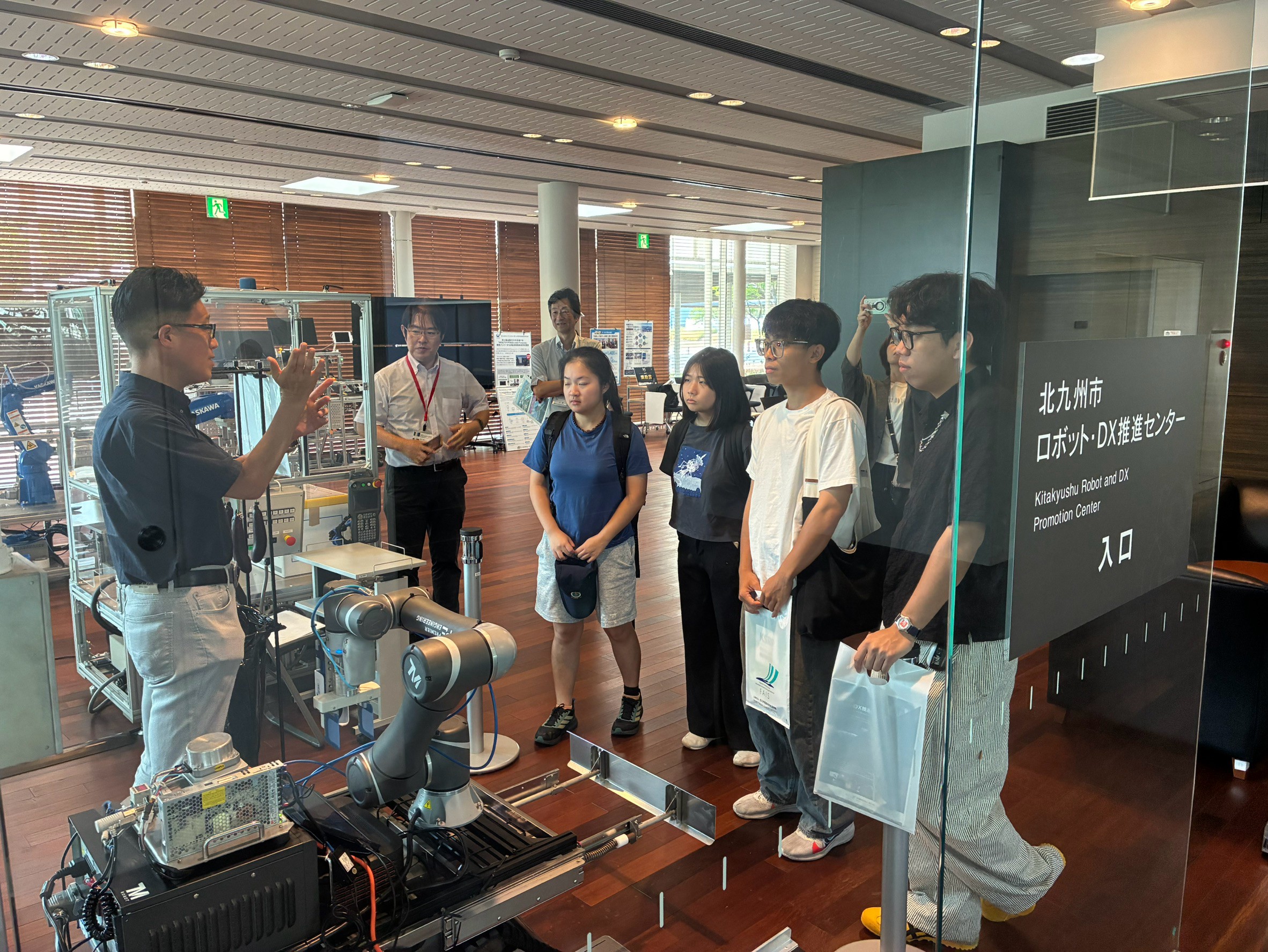 圖4.北科大學生赴北九州市企業實習，深化臺日產學人才交流。