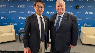 林宜敬與保衛民主基金會（FDD）網路與科技創新中心（CCTI）資深主任暨資深研究員。（圖／數發部）
