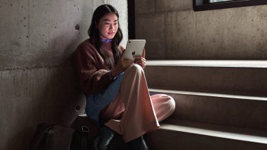 蘋果發布全新iPad mini:首度搭載 OLED 螢幕、效能大幅升級 3 全新蘋果 iPad mini 將於10 月 29 日凌晨 1 點 10 分始預訂,11 月 6 日始發售。機身比上一代整整薄了 14%,並具備歷來最大的 8.5 吋創作空間。(圖/蘋果官方提供)