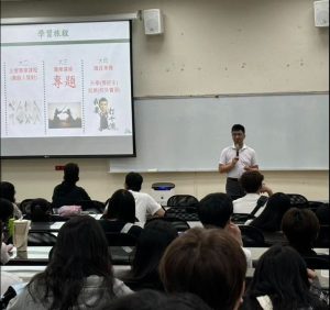 屏科大企管系打造T型人才 培養跨域整合力迎戰AI時代 2 屏東科技大學企業管理系新生報到」及「新鮮人學習及生活體驗營」。(圖/屏科大企管系提供)